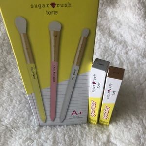 Sugar rush eyeshadow brushes and 2 shadow sticks